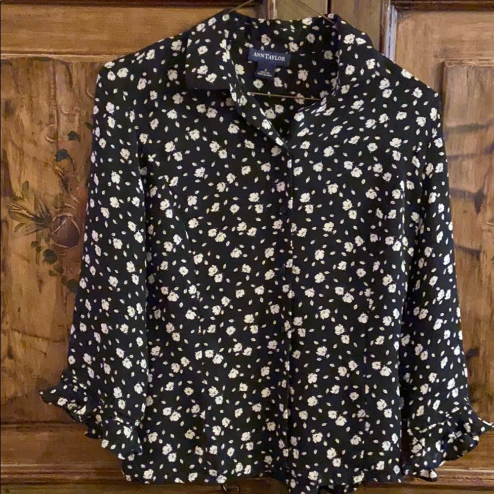 Silk Black & White Flower Print…
